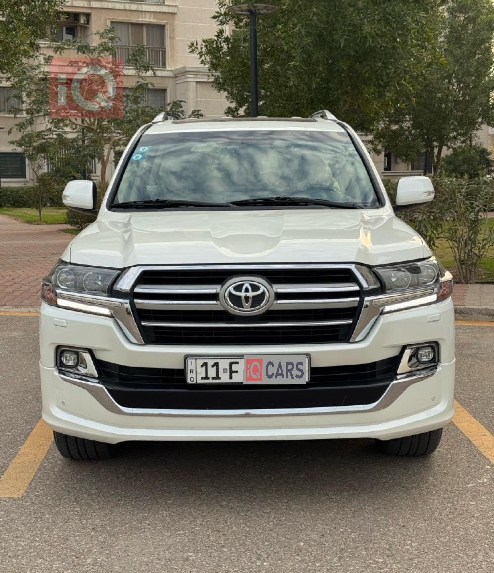 تويوتا لاندكروزر